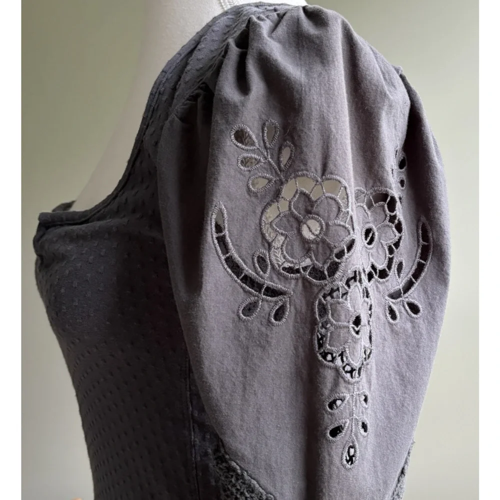 FREE PEOPLE Floral Lace Embroidered Swiss Dot Brunch Date Top Gray Romantic S